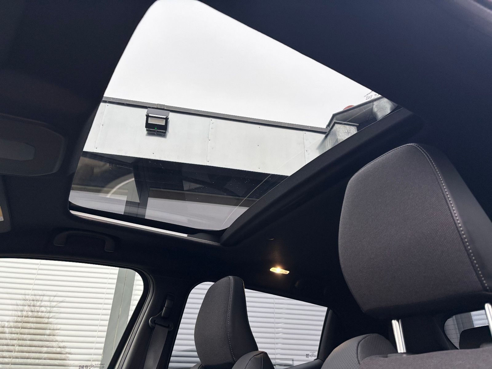 Suzuki e Vitara - Bild 13