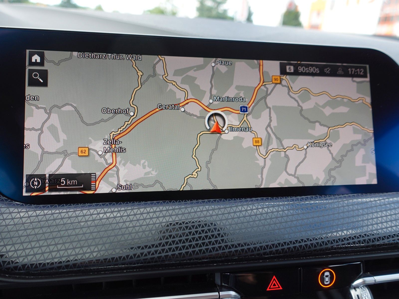Fahrzeugabbildung BMW 118i Sport Line Navi CarPlay LED-Pkt.