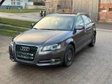 Audi A3 1.6 TDI (DPF) S tronic S line Sportback S...