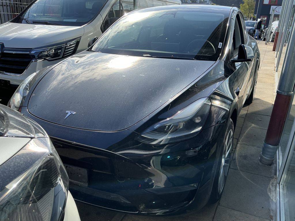 Image of Tesla Model Y