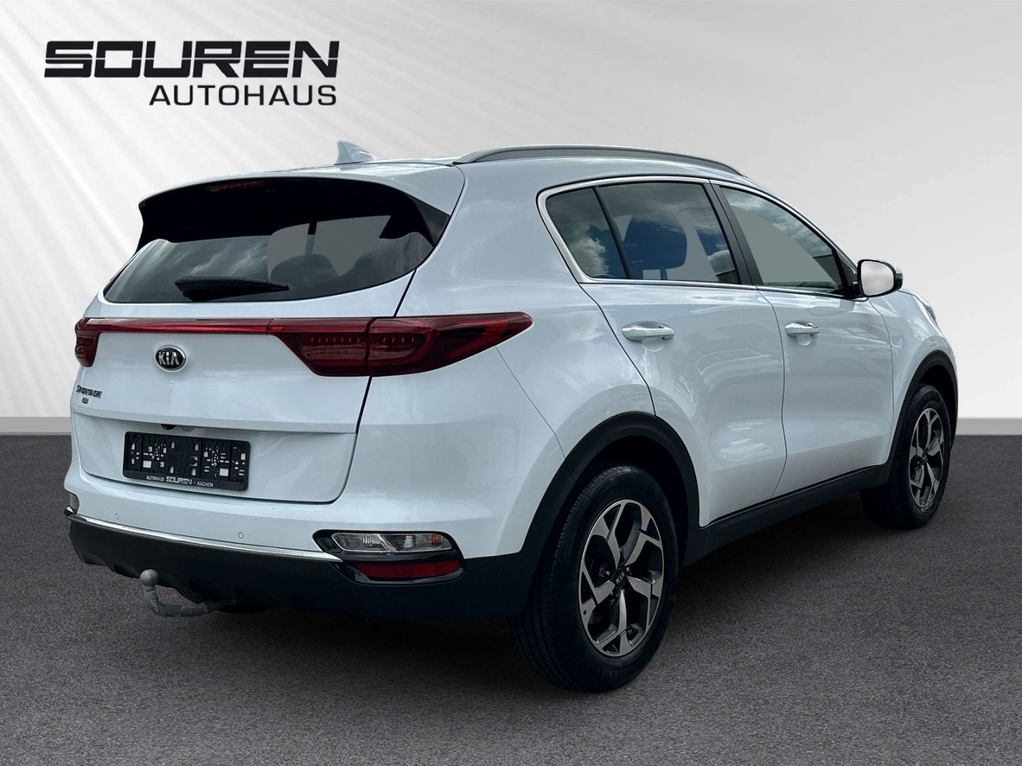 Fahrzeugabbildung Kia Sportage 1.6 Dream Team 2WD +Navi+Mehrzonenklima