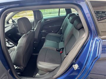 Opel Astra - 11