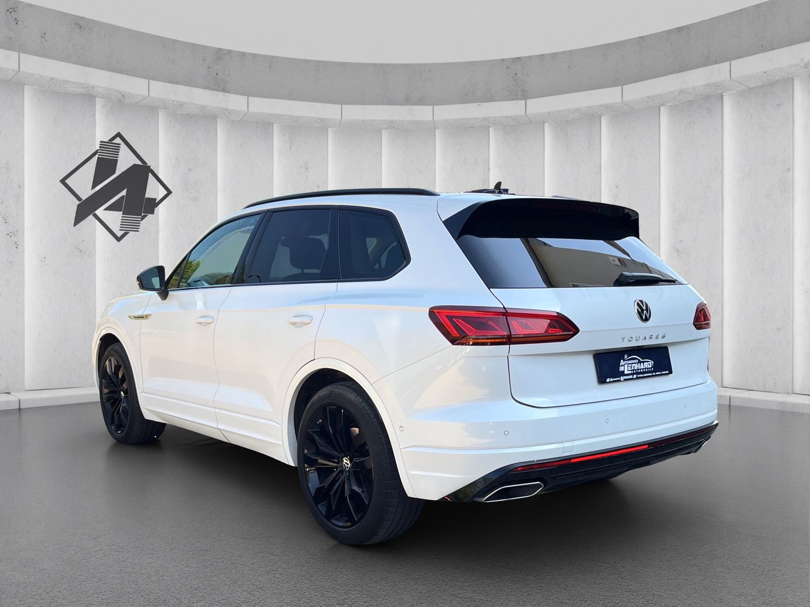 Fahrzeugabbildung Volkswagen Touareg R-Line "Exterieur Black Style" Atmospher