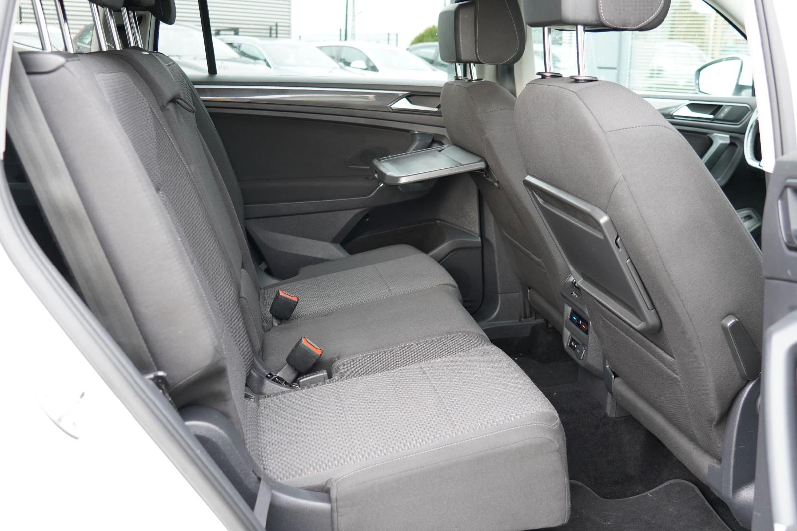 Volkswagen Tiguan Allspace 7-Sitzer MIT 3 JAHREN GARANTIE