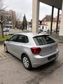 Volkswagen Polo - 5