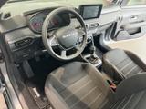 Dacia Sandero Stepway III Expression 1.0 TCe 90 EU6e S - Dacia mit Benzin-Antrieb