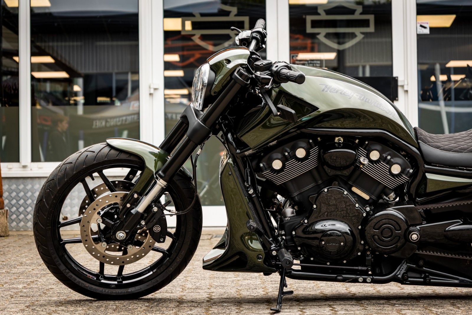 Fahrzeugabbildung Harley-Davidson VRSCDX Night Rod Special - BBC - 280er - Bad Boy
