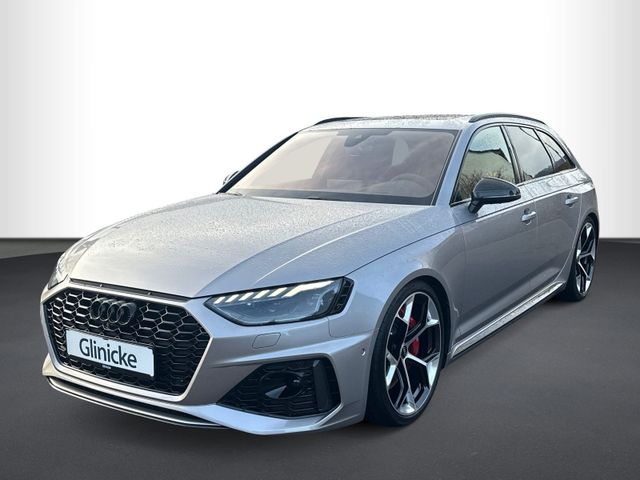 Audi RS 4 Avant 2.9 TFSI QUATTRO, PANO, AHK, SHZ, LED