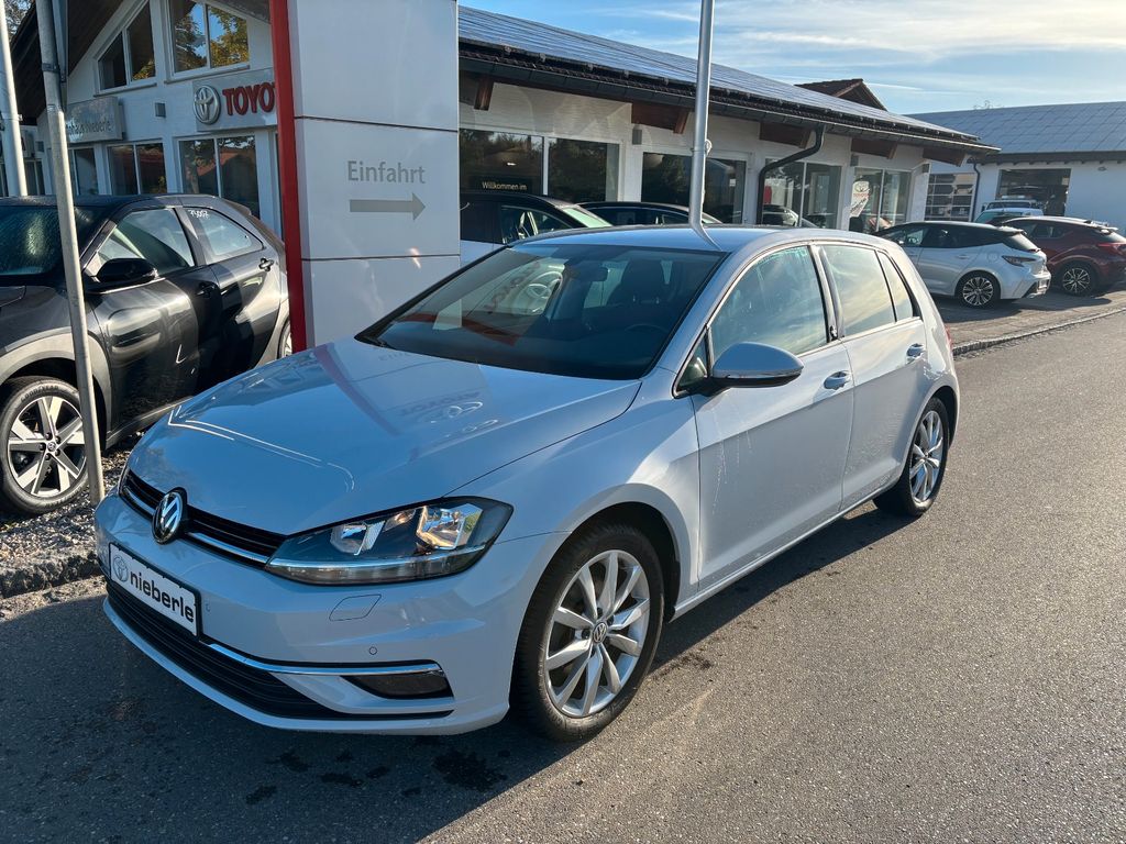 Image of Volkswagen Golf