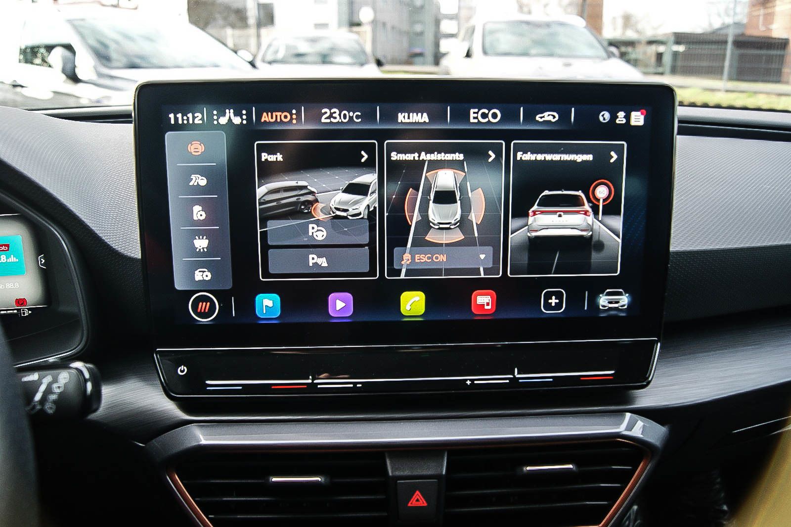 Fahrzeugabbildung CUPRA Leon Sportstourer e-HYBRID VIRTUAL ACC XL 1HAND