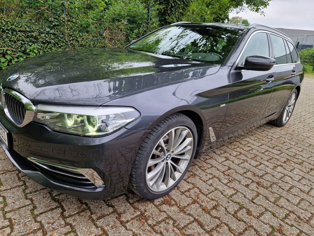 Image of BMW 520