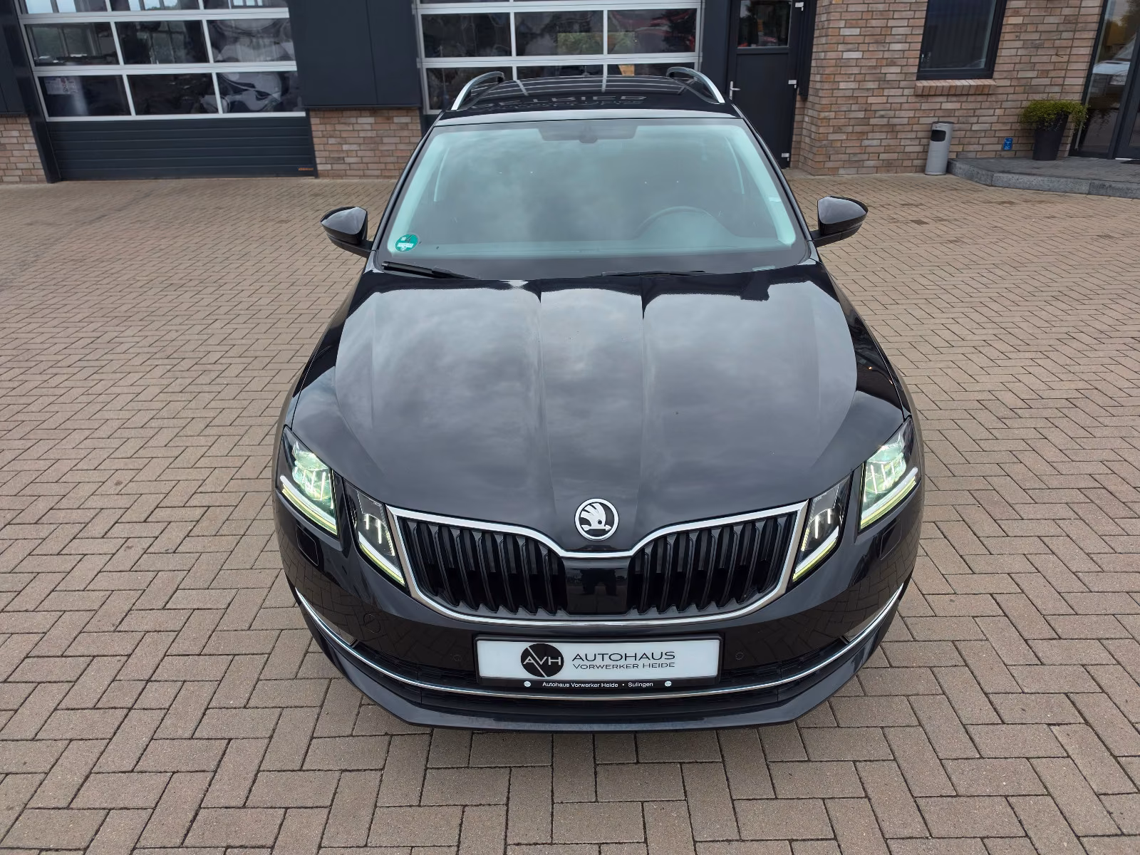Skoda Octavia 2.0 DSG TÜV Neu/Scheckh./190 PS/LED