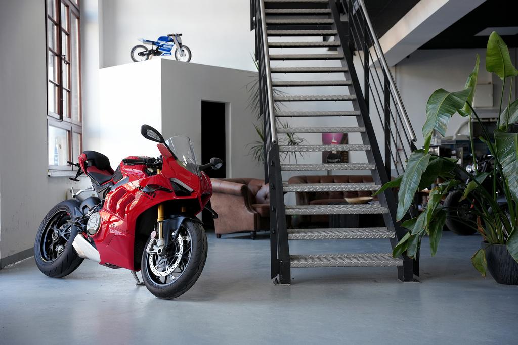Ducati Panigale V4S | Top | Schekcheftgepflegt |