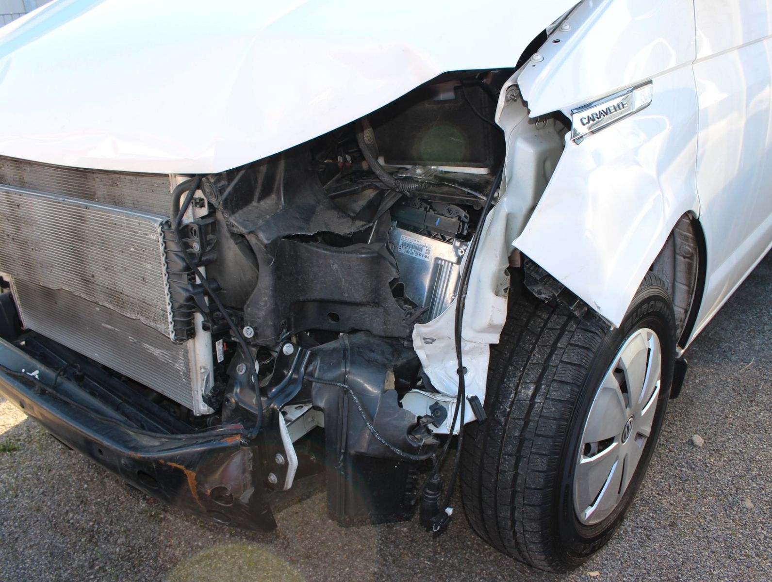 Fahrzeugabbildung Volkswagen T6 Caravelle 1. Hand UNFALL*