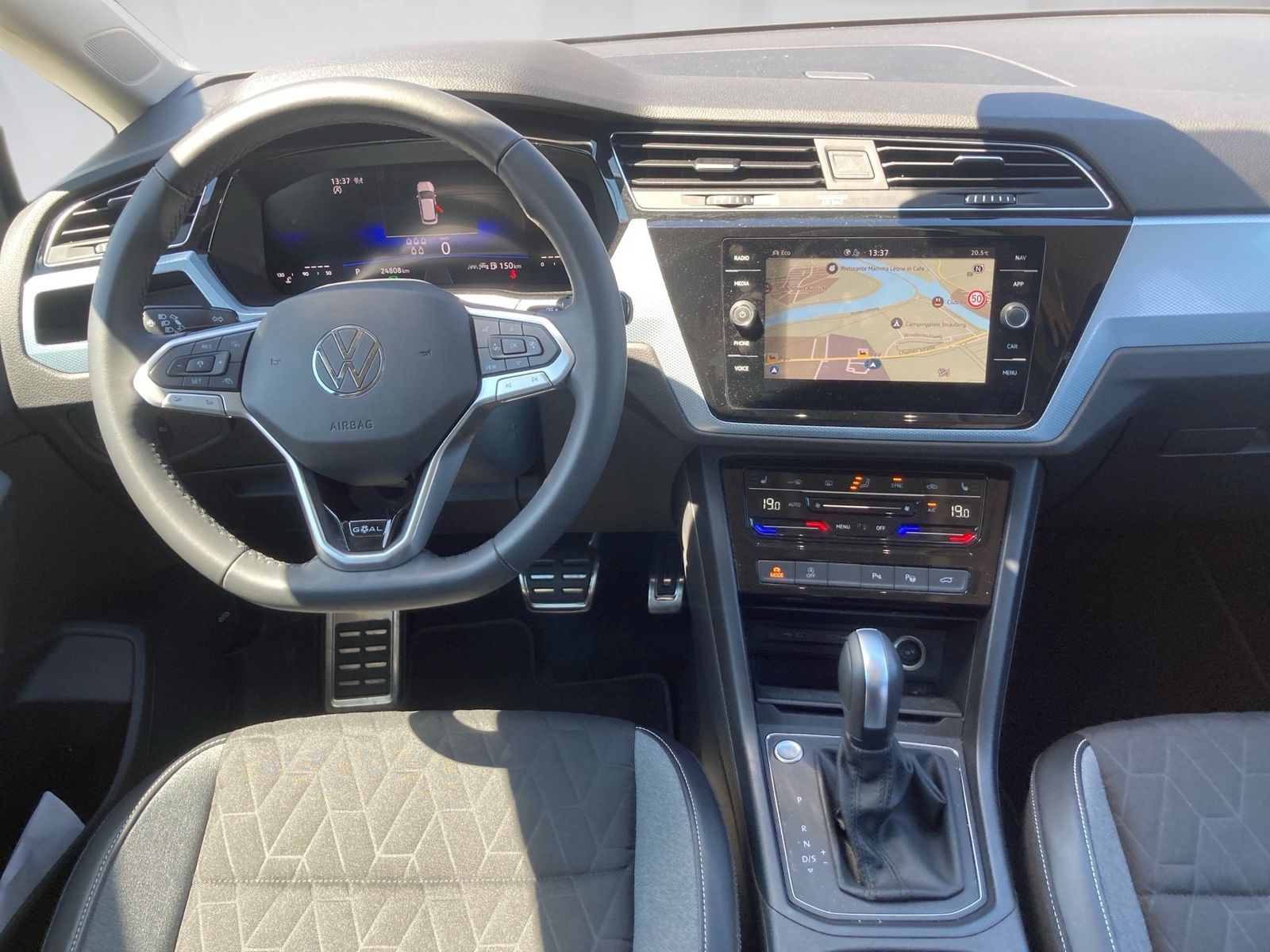 Volkswagen Touran - Bild 11