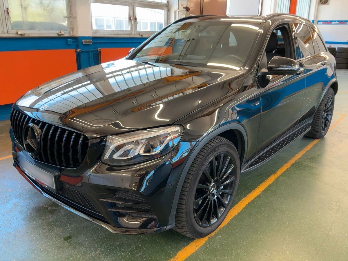 MERCEDES-BENZ GLC43 AMG Aut. LED LEDER PANO BURMESTER