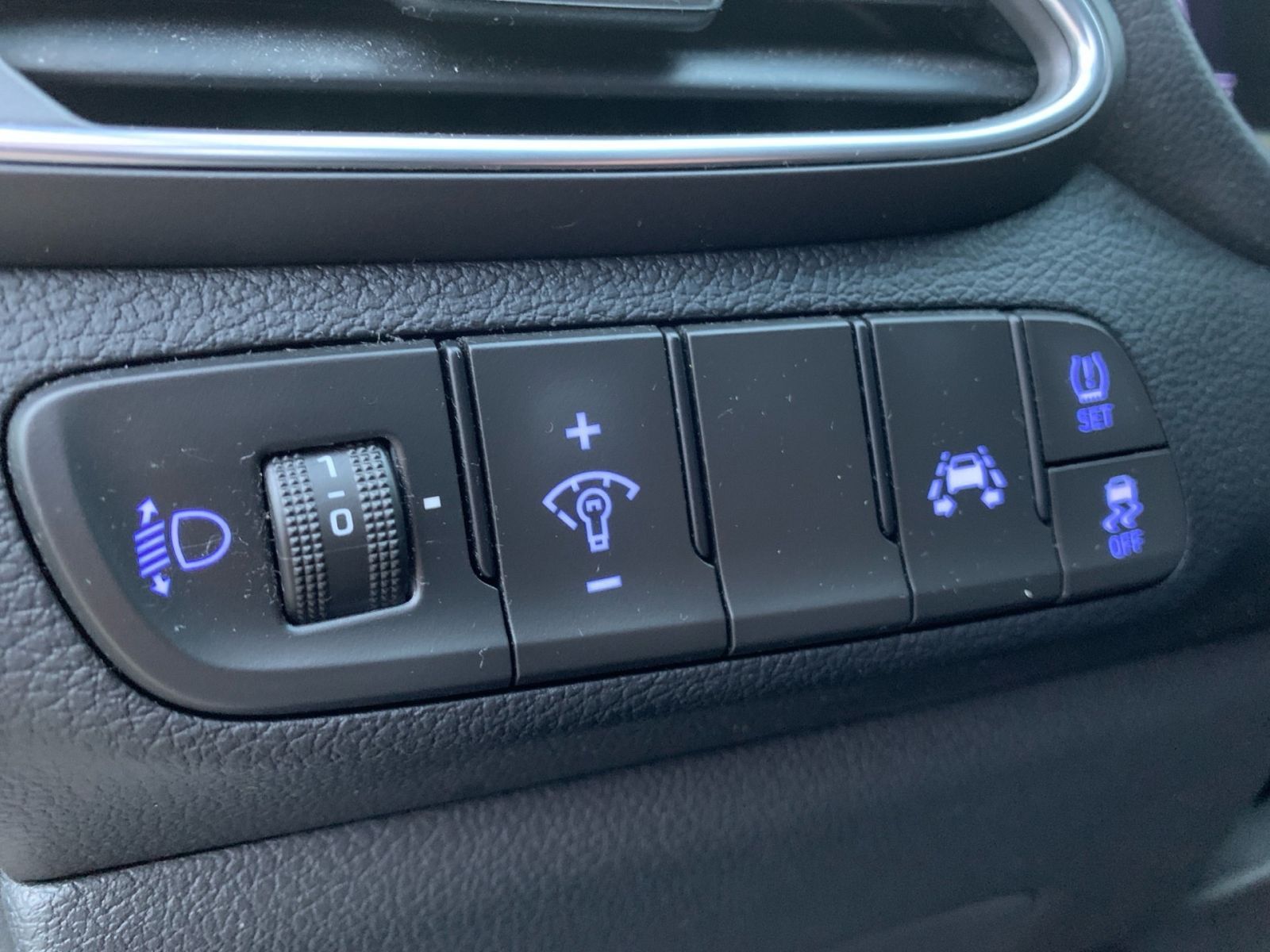 Fahrzeugabbildung Hyundai i30 Kombi 1.4 T-GDI 7-DCT YES! Plus LED AHK