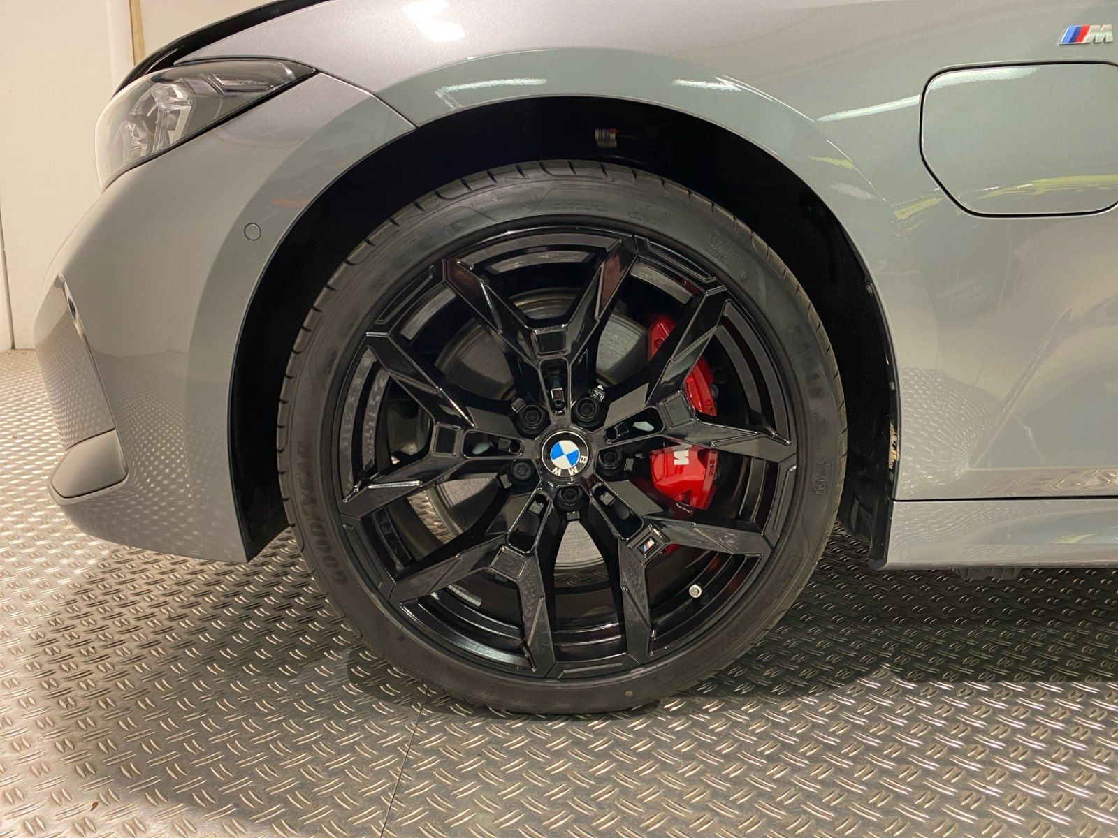 BMW 330 - Bild 14