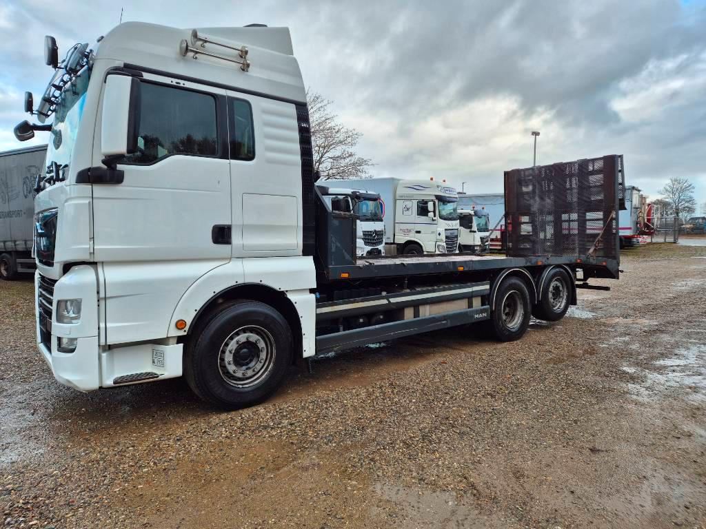 MAN TGX 26.500 // Hydraulic Ramp/ Winch //