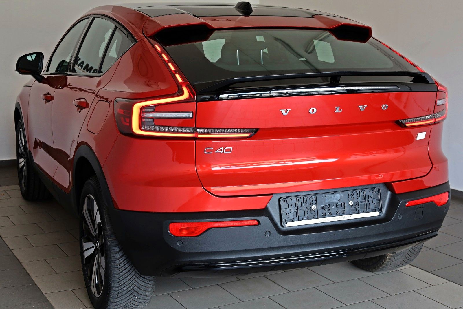 Fahrzeugabbildung Volvo C40 Core Recharge,Navi,LED,SH,Kamera,Panorama