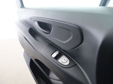 Mercedes Vito - 12