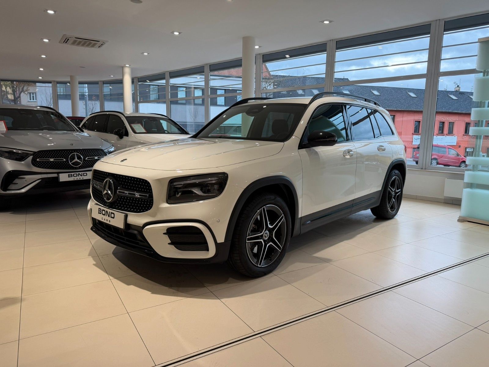 MERCEDES-BENZ GLB 200 d 4M/AMGPREMIU/LED/ESP/TOP