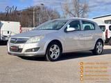 Opel OPEL Astra 1.4 16V GPL-TECH 5p. Enjoy - Opel Astra aus 2010: Enjoy