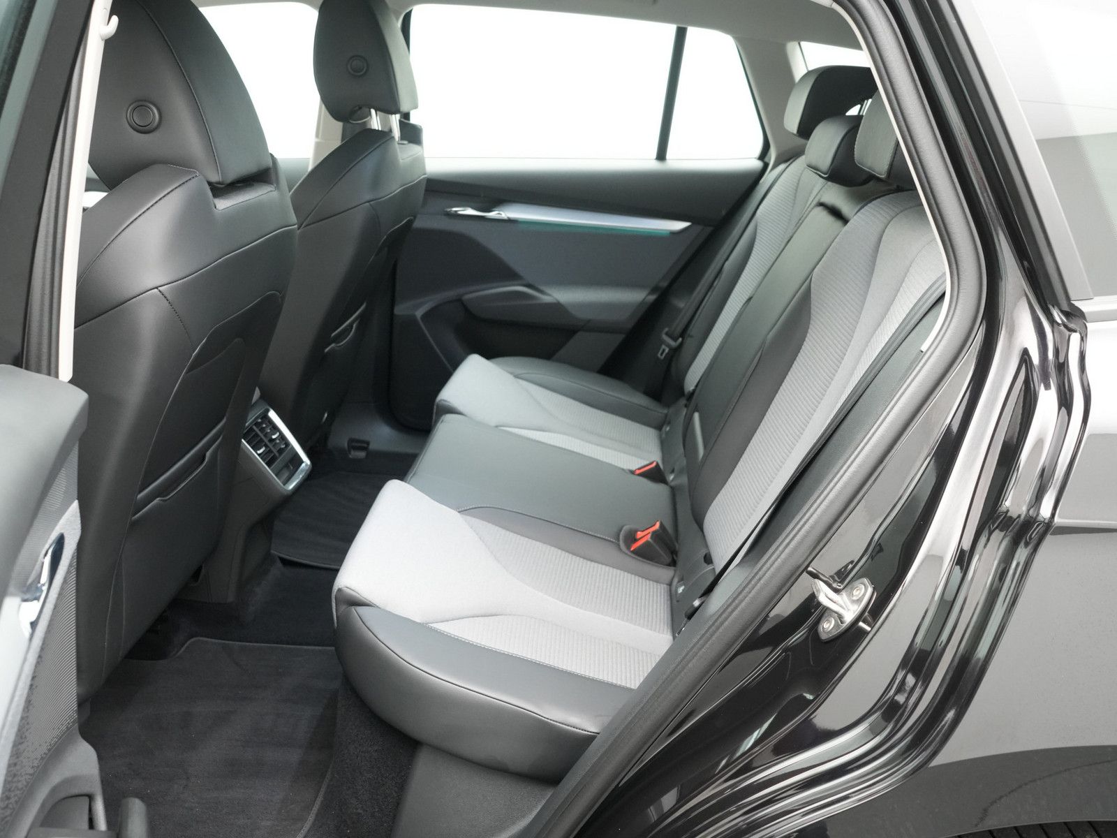 Skoda Enyaq - Bild 7