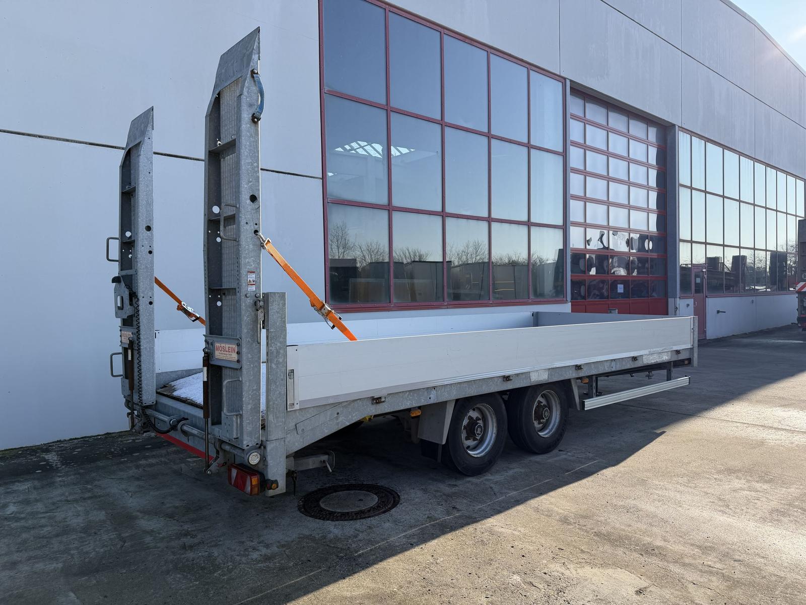 Möslein  13 t Tandemtieflader