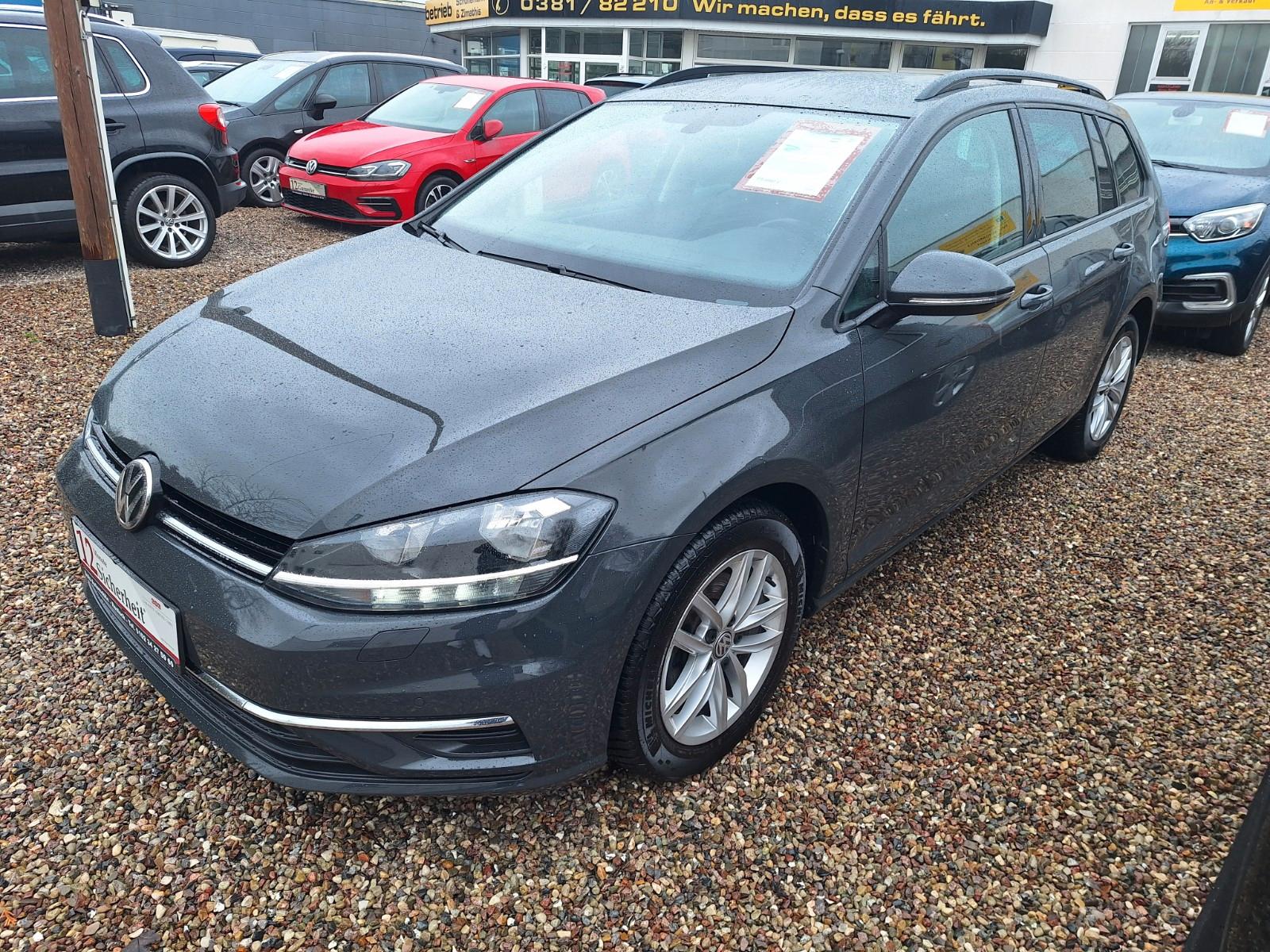 Volkswagen Golf VII Variant Comfortline DSG NAVI KAMERA