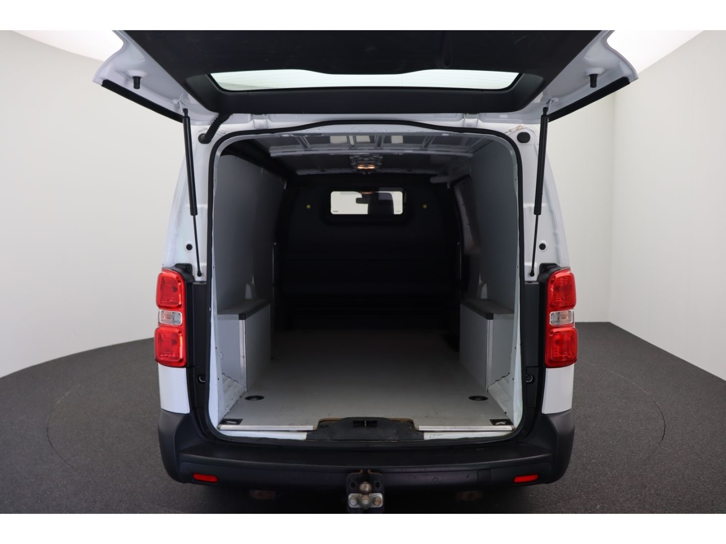 Fahrzeugabbildung Fiat Scudo L3 SX Automatik, AHK, Navi, Kamera,