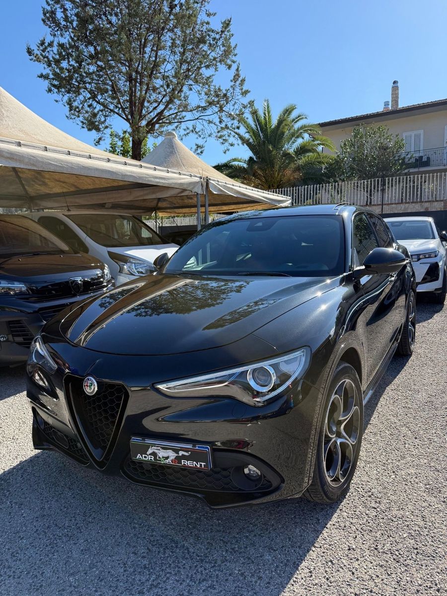 Alfa Romeo Stelvio 2.2 Turbodiesel 210 CV AT8 Q4 imagem 2