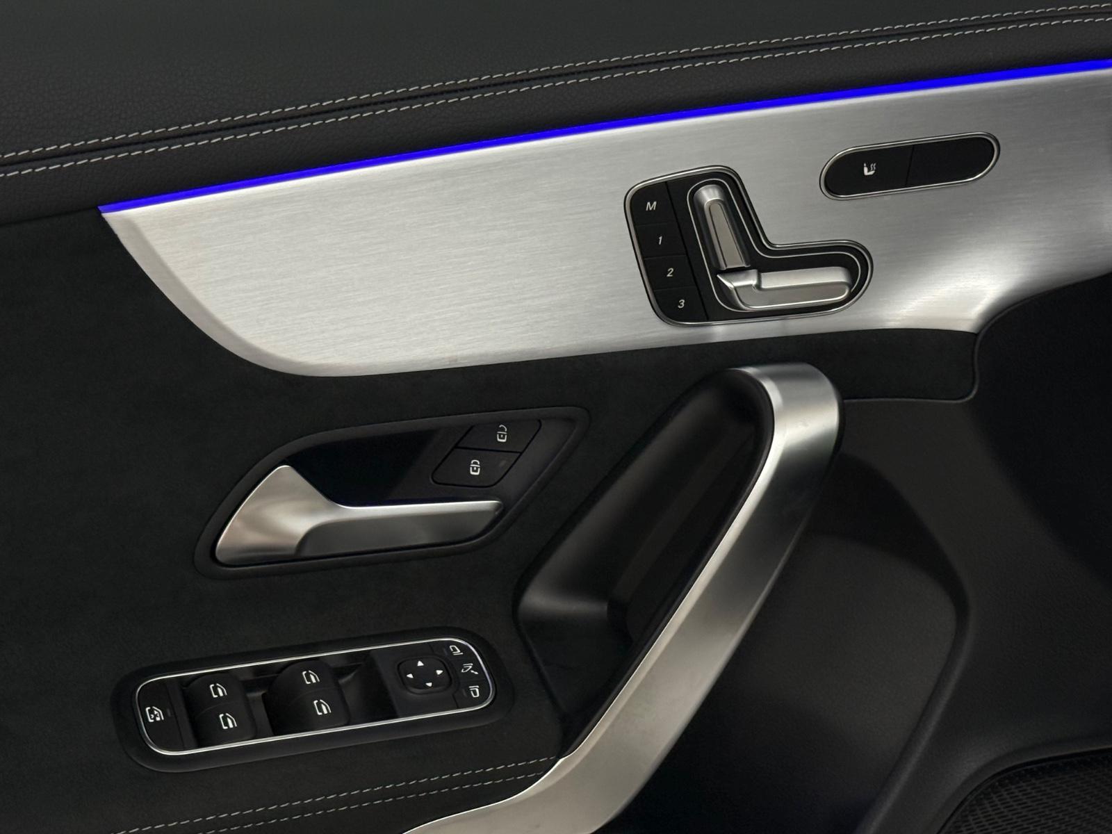 Mercedes-Benz A-Class AMG Line*Pano*360°*Memory*Carplay, миниатюра 17