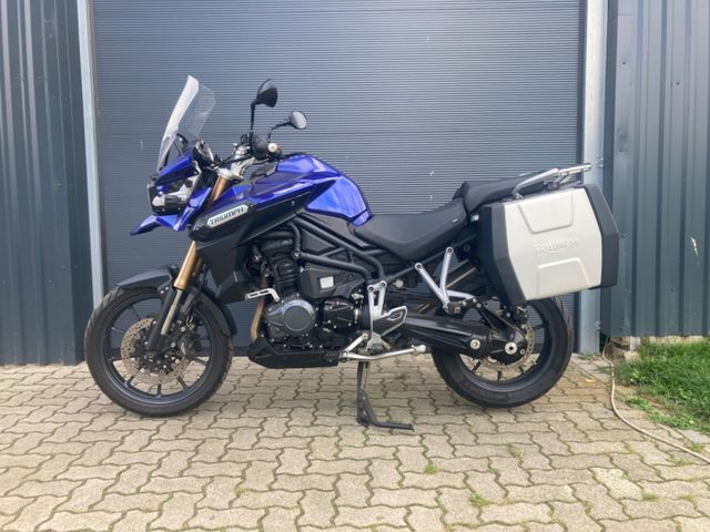 Triumph Tiger 1200 Explorer & Arrow