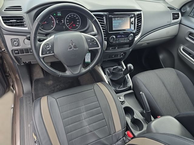 L200 Plus Club Cab 4WD