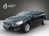 Volvo V60 2.0D Kombi Summum Xenon Navi Automatik SHZ - gebrauchte Volvo V60 aus dem Jahr 2010