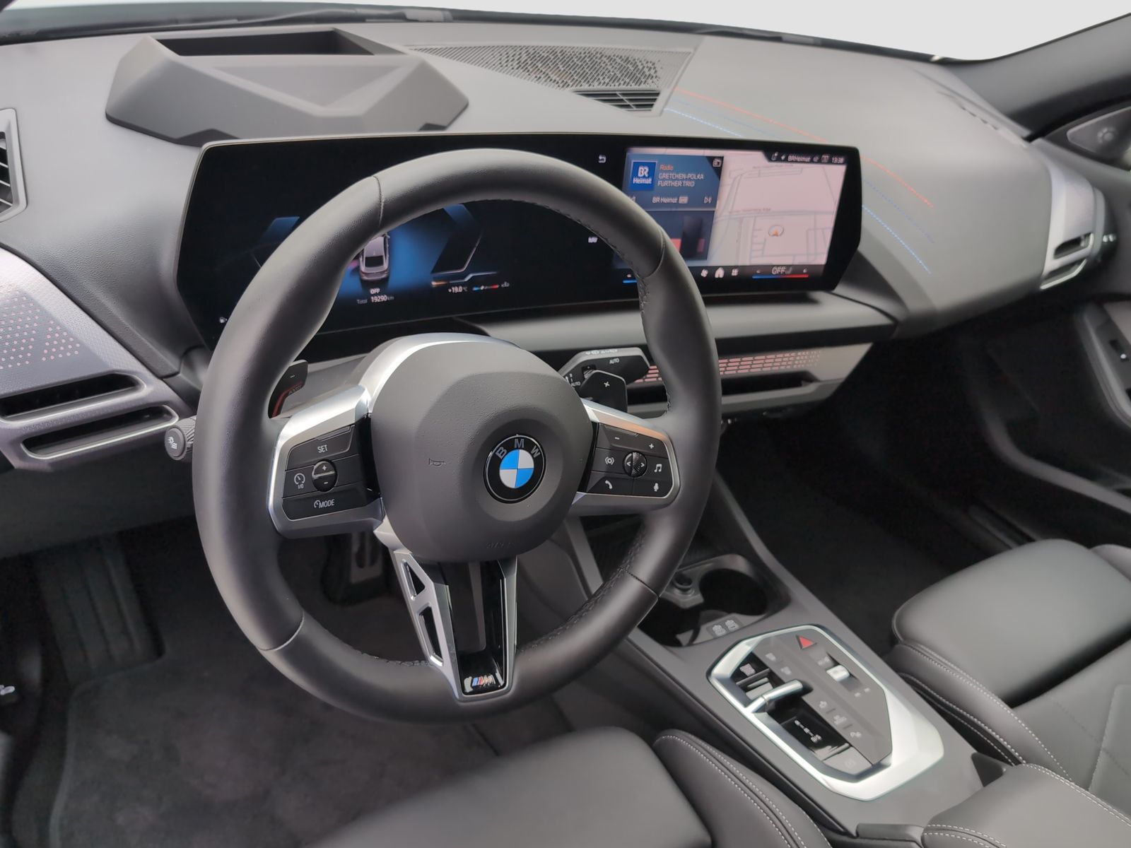 BMW 223 Gran Coupé - Bild 11