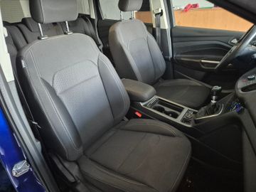 Ford Kuga - 9