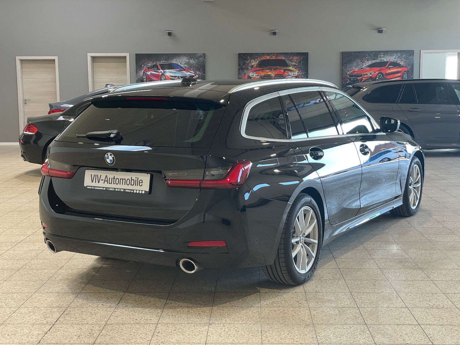 BMW 320d Touring Sport Sitze*Standheizung*H&K*R-CA M foto 4