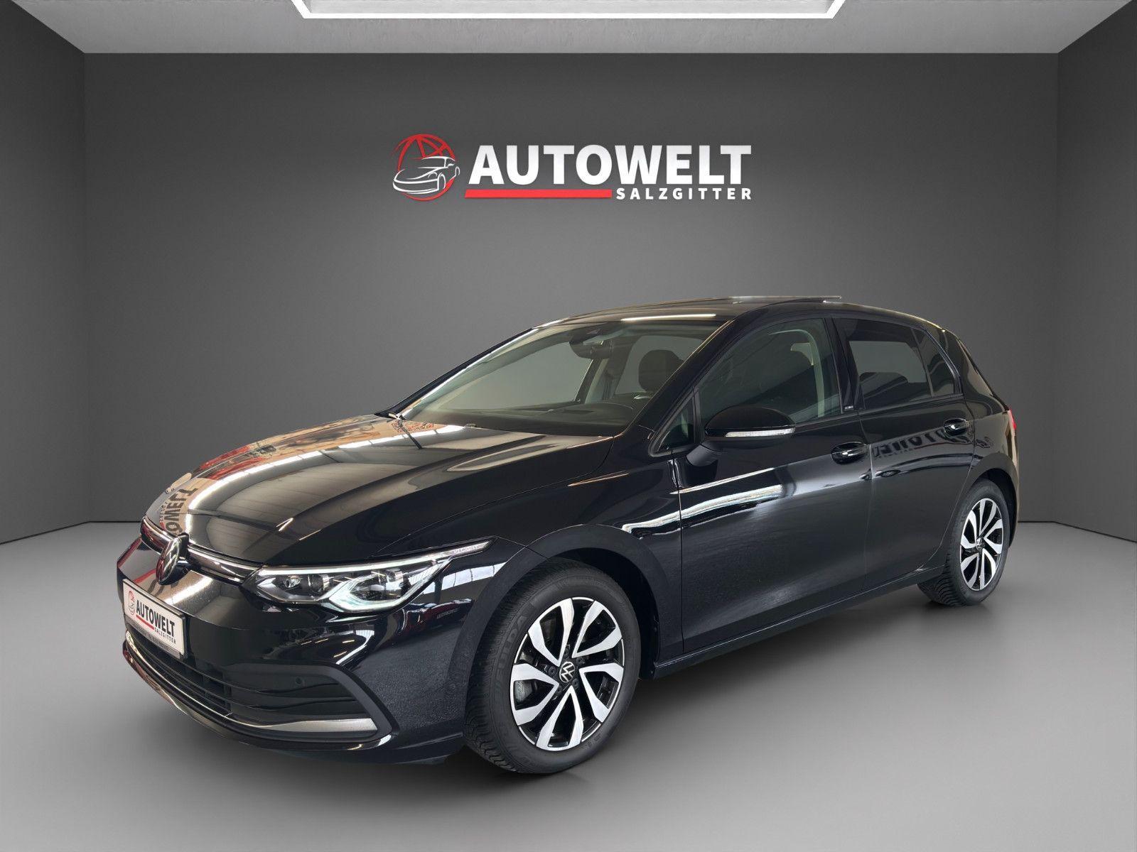 Volkswagen Golf VIII 2.0TDI DSG Active LED,PANO,AHK,HUD,KAM