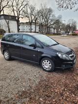 Opel Zafira Tourer OPC-Line - Opel Zafira Tourer: Opc