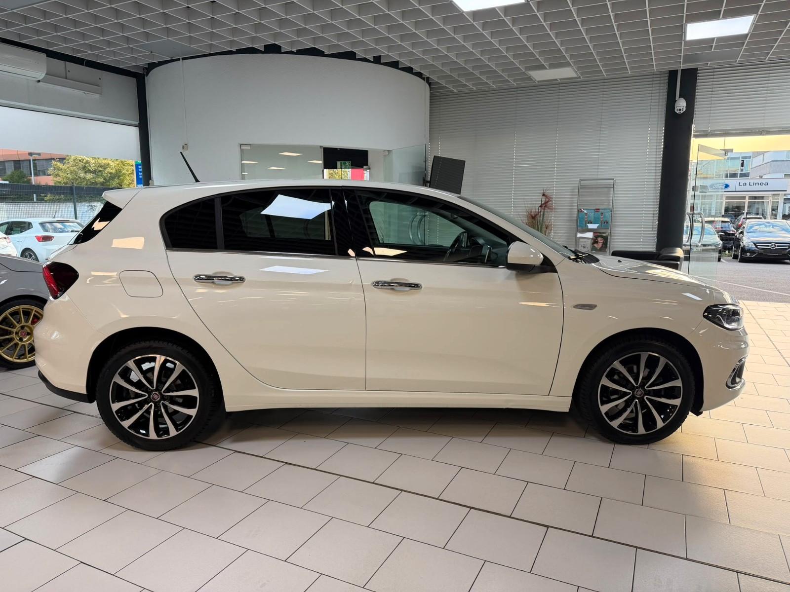 Fiat Tipo Lounge |NAVI|R.KAMERA|XENON|SHZ|CARPLAY