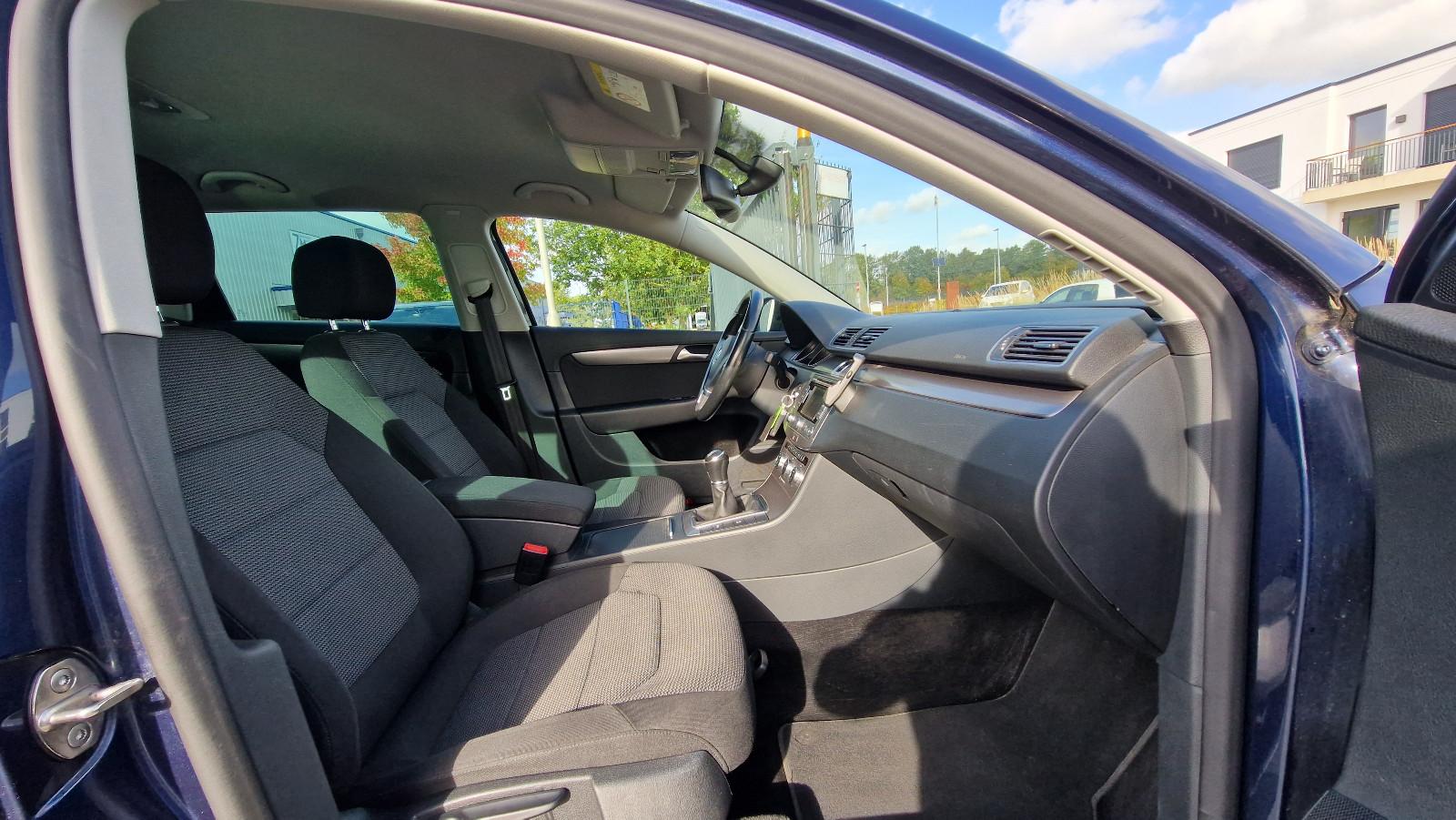 Volkswagen Passat 2014 — photo 8