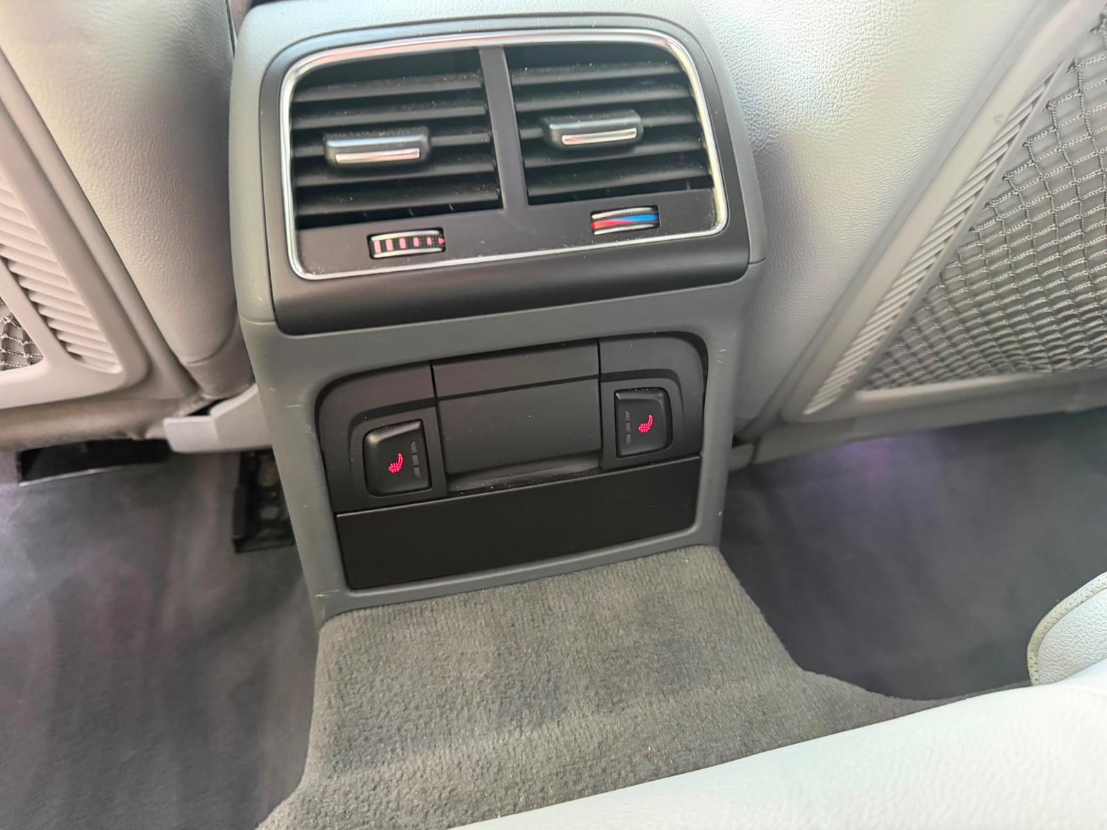 Audi A4 2012 — photo 13
