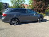Toyota Avensis Combi 2,2-l-D-4D Automatik Executive... - Toyota Avensis: Executive