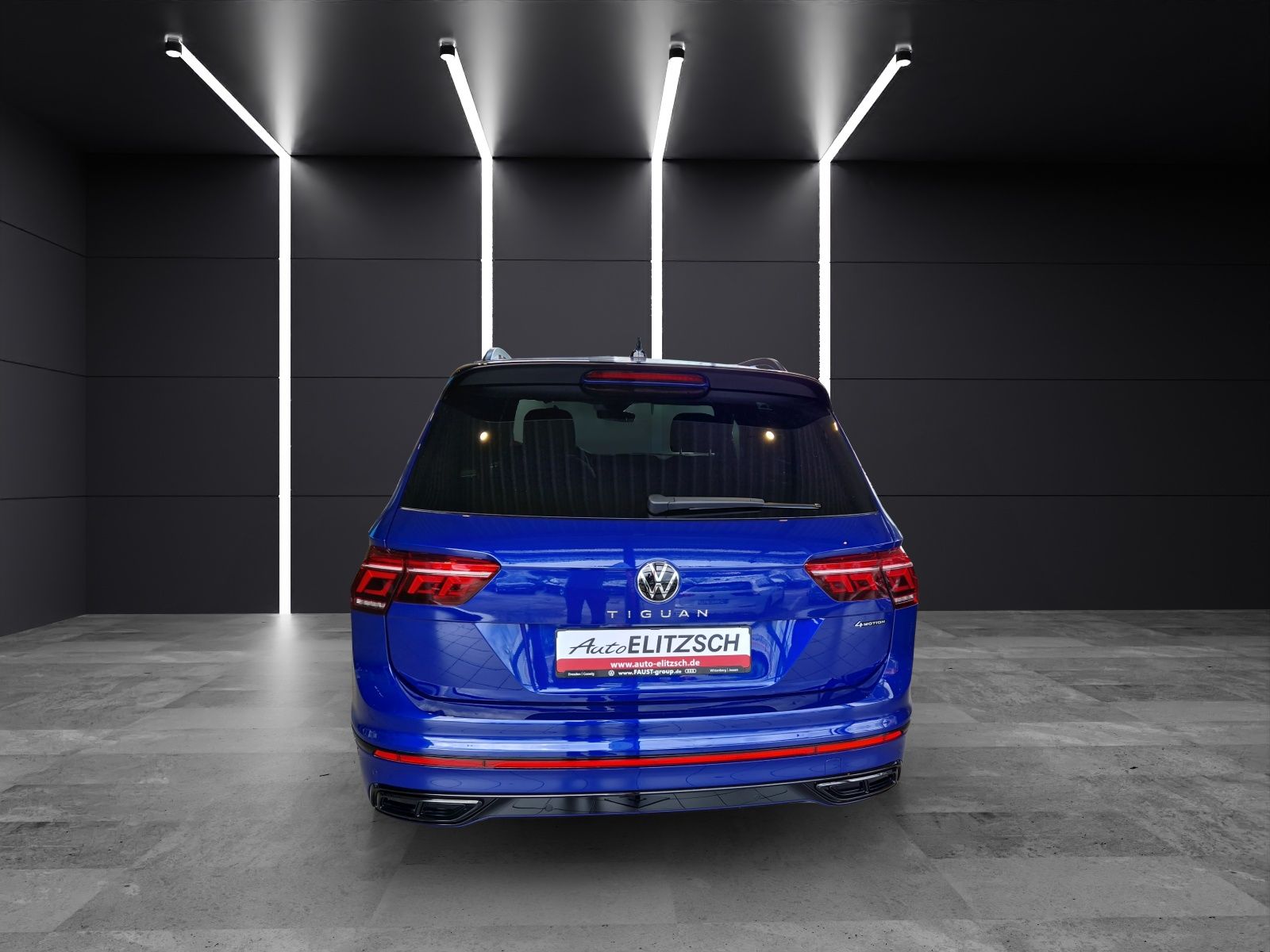 Fahrzeugabbildung Volkswagen Tiguan R-Line 4M MATRIX ACC 20" NAVI