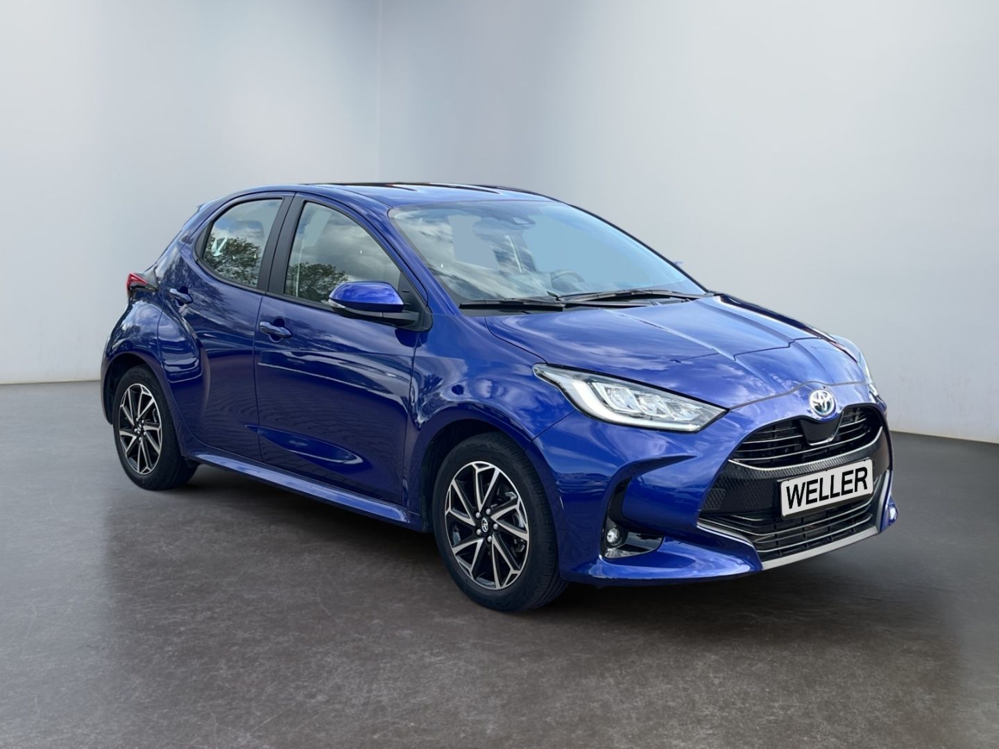 Toyota Yaris Hybrid 1.5 Team D *LED*ACC*CAM*CarPlay*DAB imagem 3