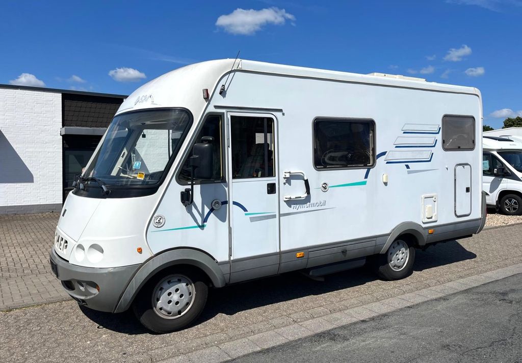 HYMER / ERIBA / HYMERCAR, B 524 - Fest/Hubbett - Solar - Klima - AHK -