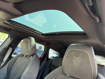 Peugeot 308 SW GT HYBRID 145 e-DSC6