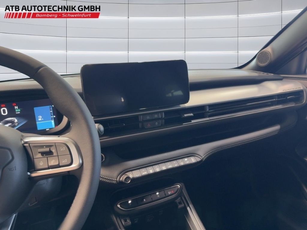 Fahrzeugabbildung Jeep Avenger Summit Electric WINTER MATRIX 360GRAD AC